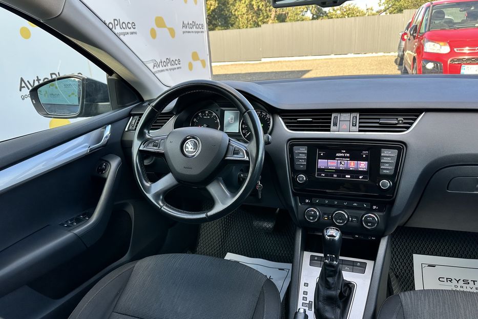 Продам Skoda Octavia A7 2014 года в Луцке