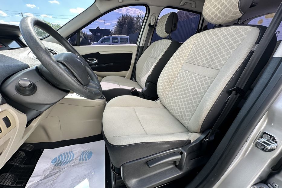 Продам Renault Scenic 2009 года в Луцке