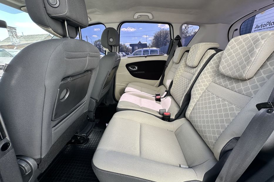 Продам Renault Scenic 2009 года в Луцке