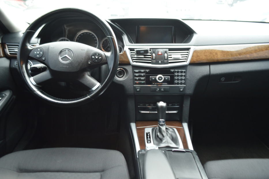 Продам Mercedes-Benz E-Class 220 CDI 2009 года в Одессе