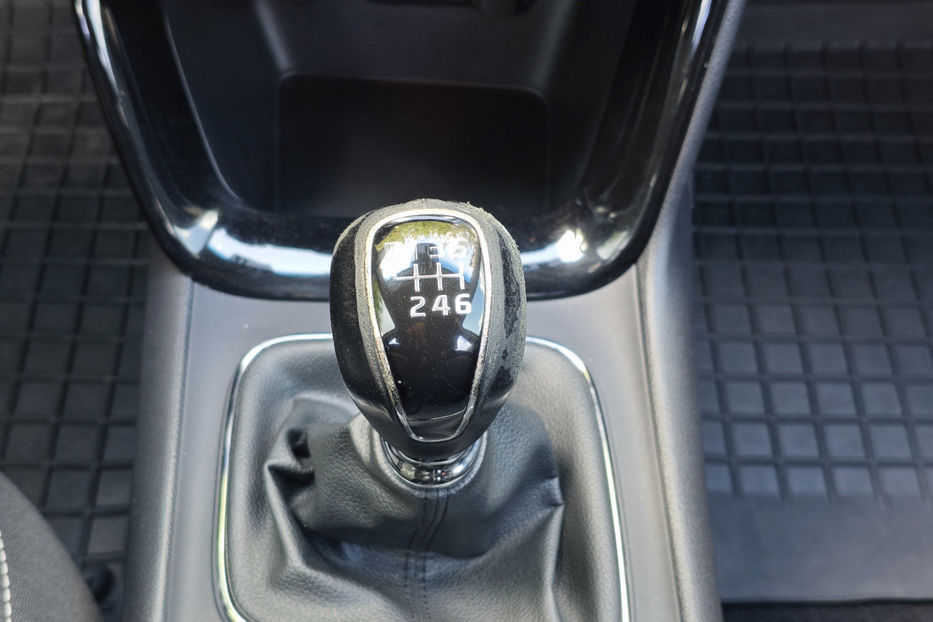 Продам Kia Ceed 1.6D  MT (136 к.с.)   2015 года в Киеве