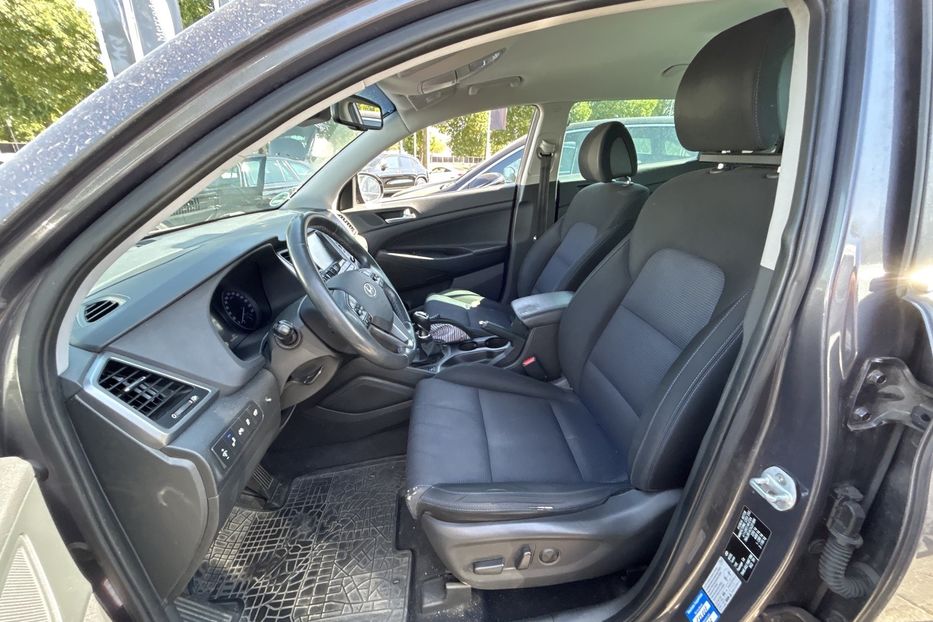 Продам Hyundai Tucson 2.0 CRDi Premiu 4WD  В ДОРОЗІ 2016 года в Тернополе