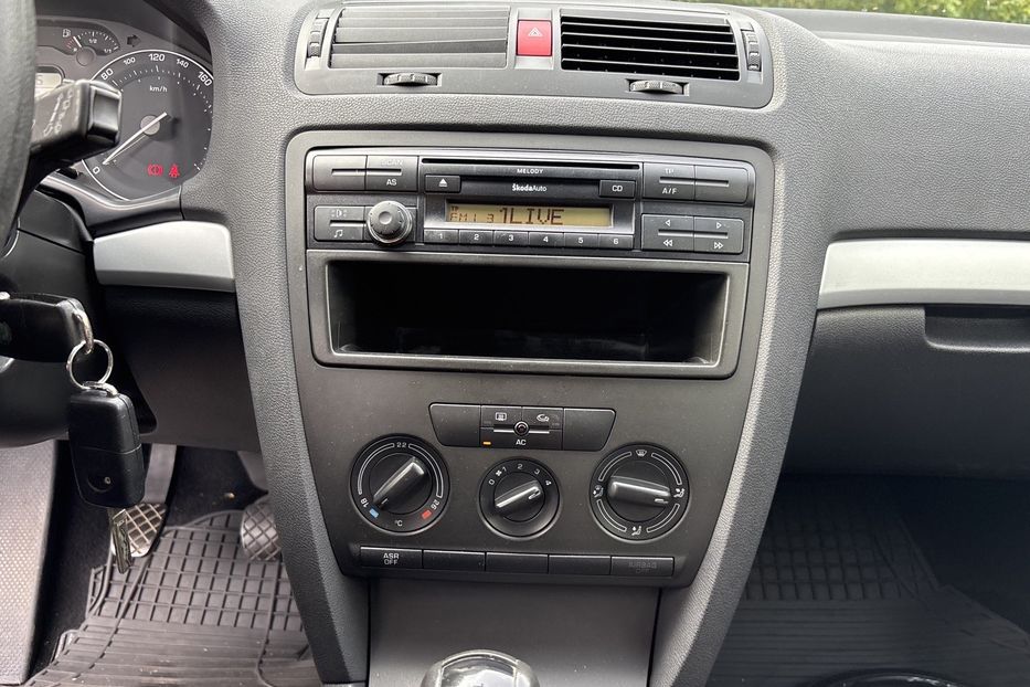 Продам Skoda Octavia 1,6 MPI  В ДОРОЗІ 2007 года в Тернополе