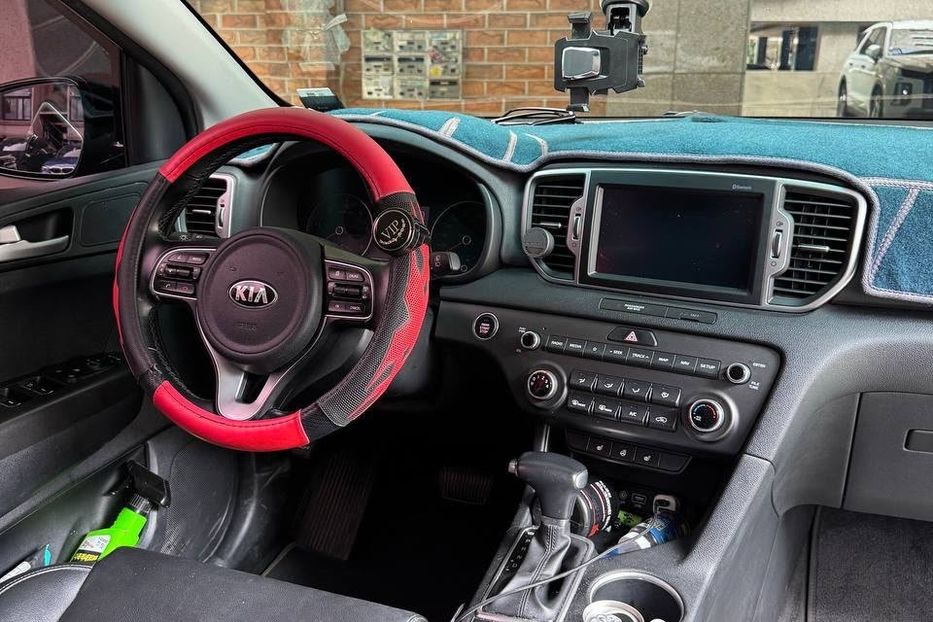 Продам Kia Sportage 2.0 CRDi Premium AUT 2WD 2018 года в Тернополе