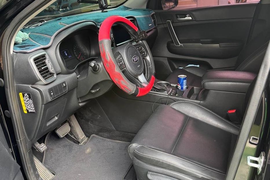 Продам Kia Sportage 2.0 CRDi Premium AUT 2WD 2018 года в Тернополе