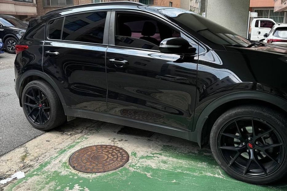 Продам Kia Sportage 2.0 CRDi Premium AUT 2WD 2018 года в Тернополе
