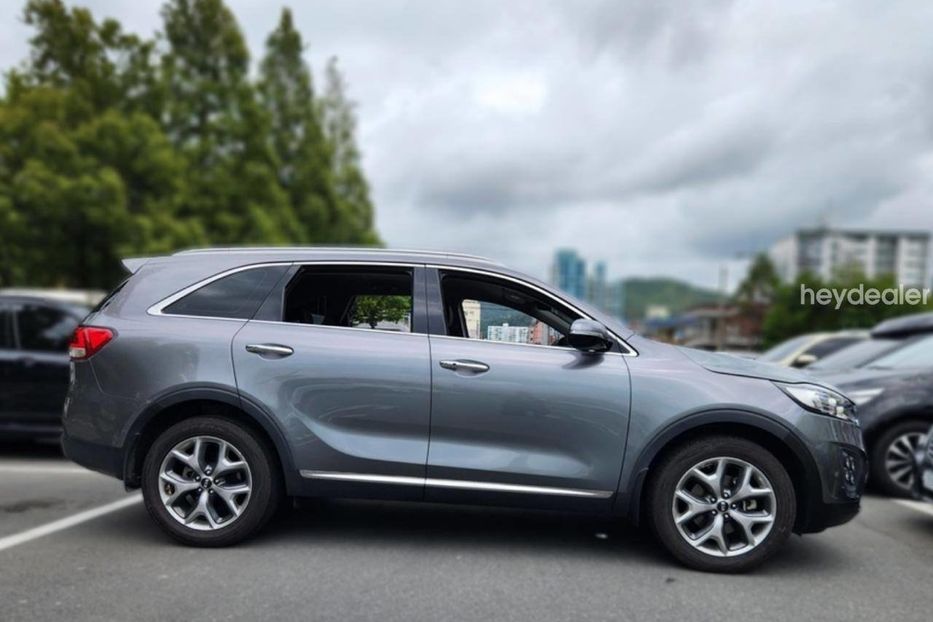 Продам Kia Sorento 2,0 CRDI PREMIUM 2WD 2016 года в Тернополе