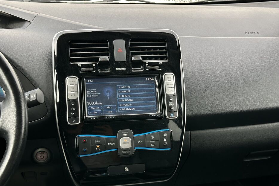 Продам Nissan Leaf 2015 года в Луцке