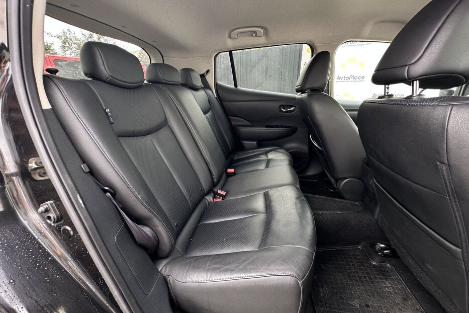 Продам Nissan Leaf 2015 года в Луцке