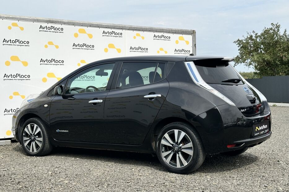 Продам Nissan Leaf 2015 года в Луцке