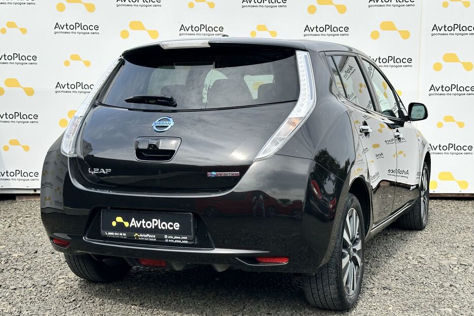 Продам Nissan Leaf 2015 года в Луцке