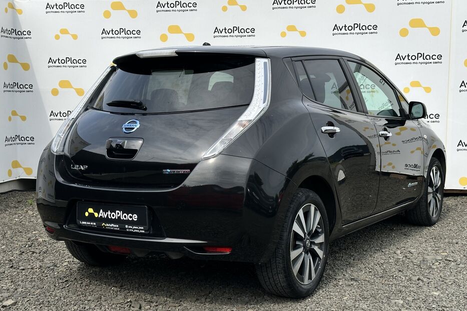 Продам Nissan Leaf 2015 года в Луцке