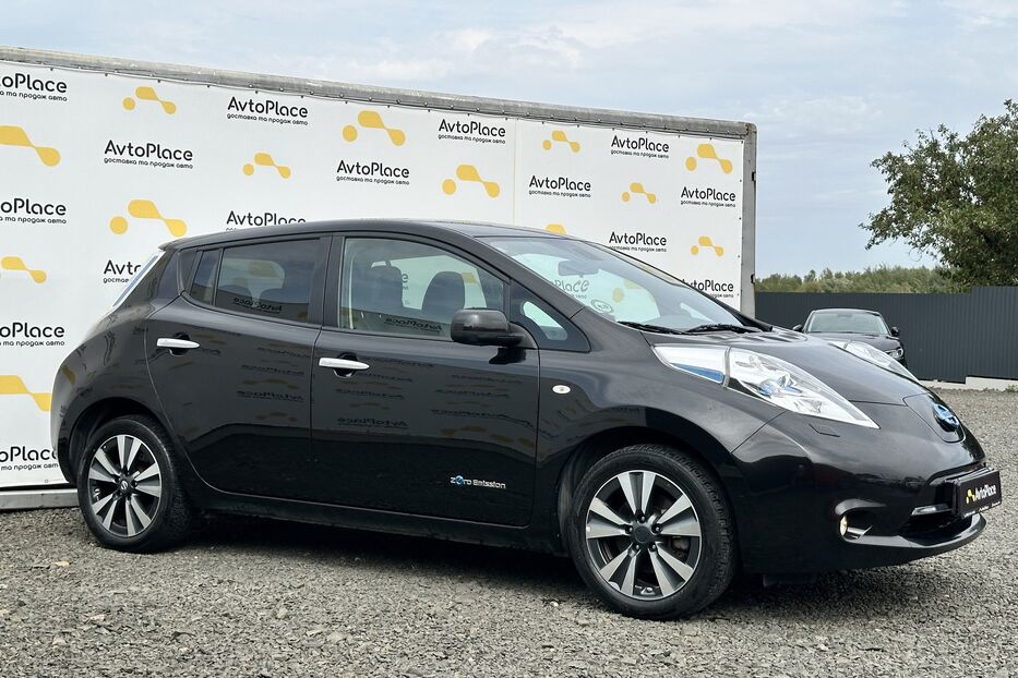 Продам Nissan Leaf 2015 года в Луцке