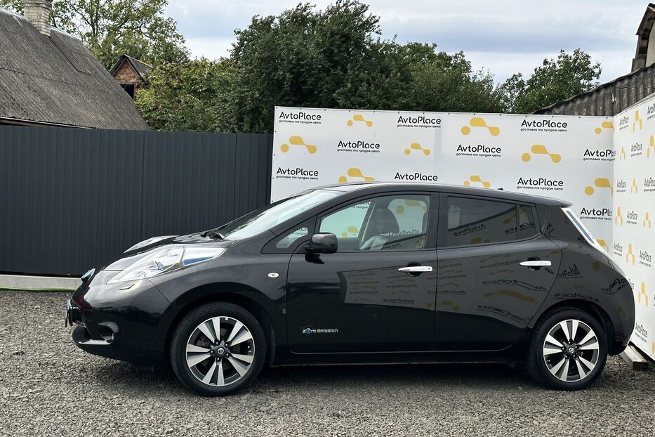 Продам Nissan Leaf 2015 года в Луцке