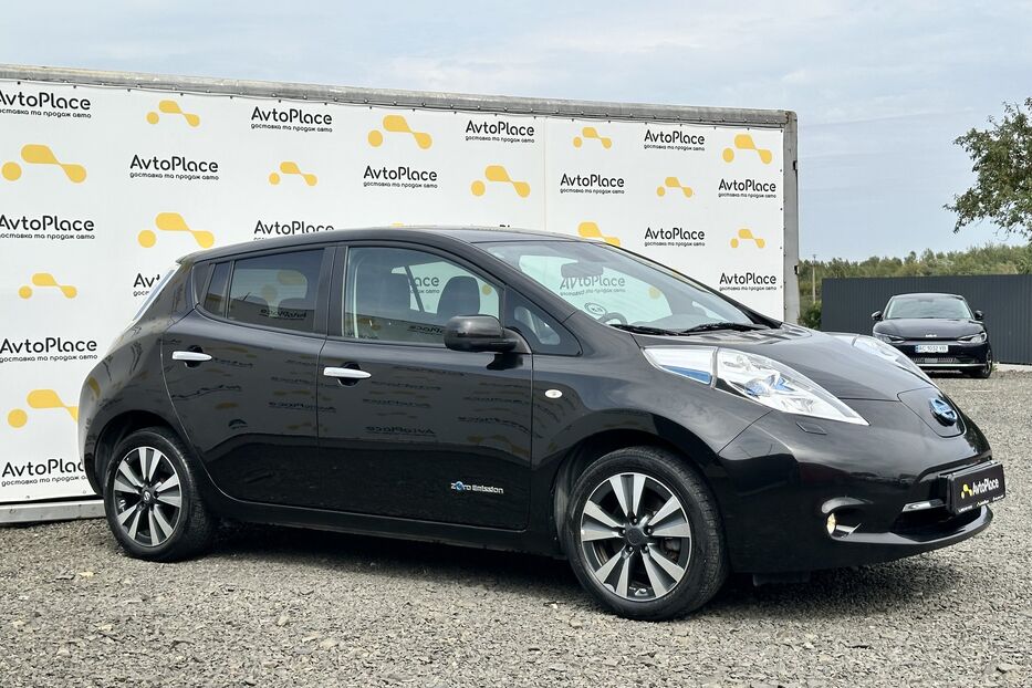 Продам Nissan Leaf 2015 года в Луцке