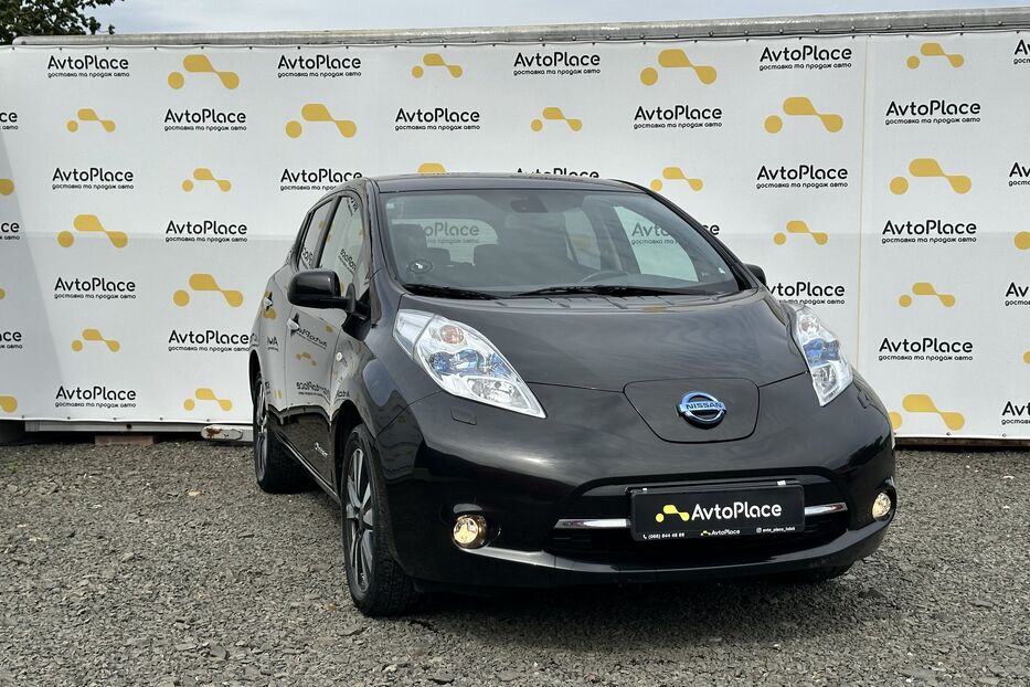 Продам Nissan Leaf 2015 года в Луцке