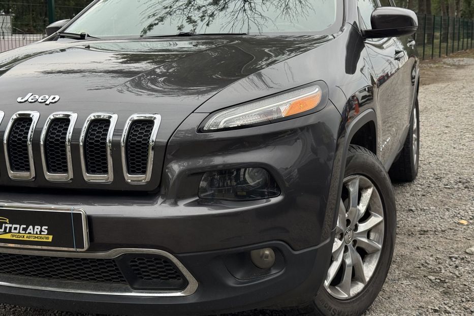 Продам Jeep Cherokee COMIS  2016 года в г. Умань, Черкасская область