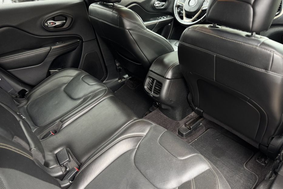 Продам Jeep Cherokee COMIS  2016 года в г. Умань, Черкасская область