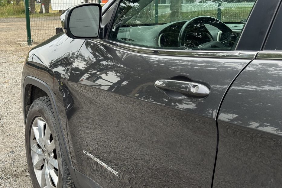 Продам Jeep Cherokee COMIS  2016 года в г. Умань, Черкасская область