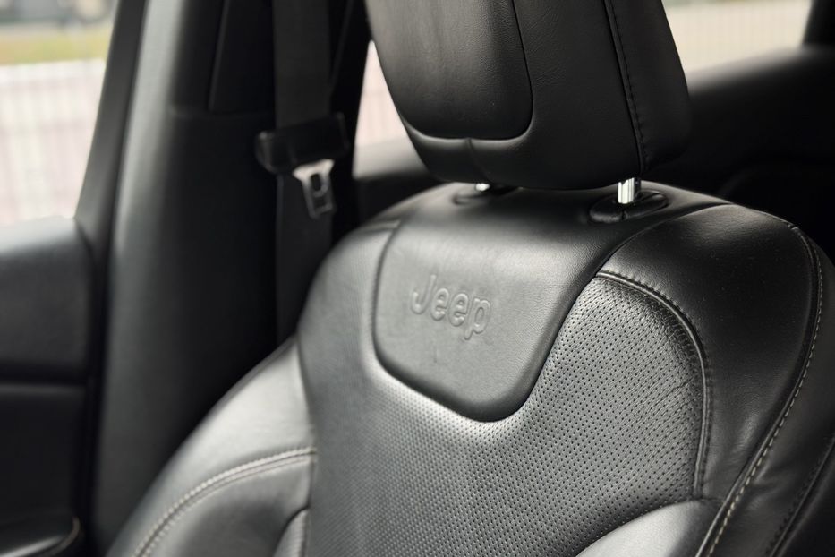 Продам Jeep Cherokee COMIS  2016 года в г. Умань, Черкасская область