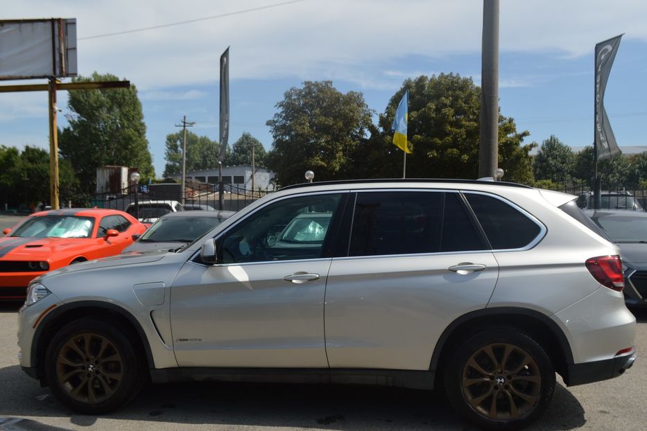 Продам BMW X5 4.0е Plug-in 2016 года в Одессе