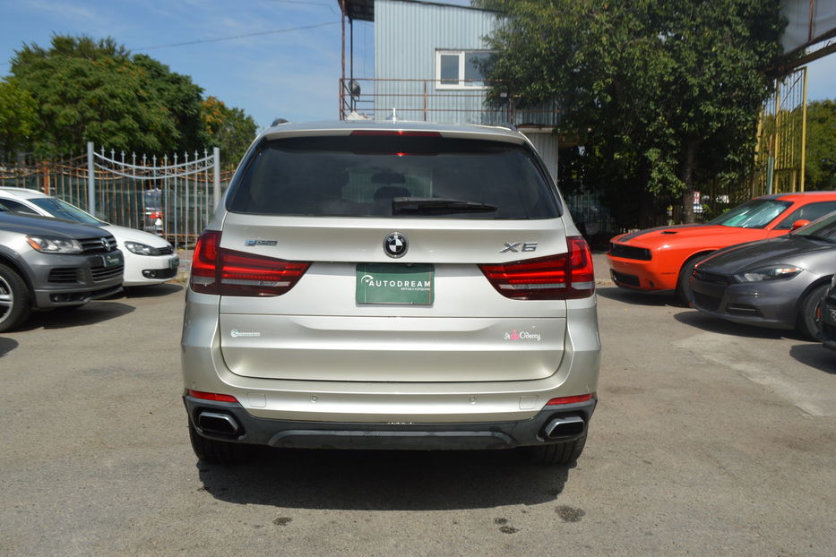 Продам BMW X5 4.0е Plug-in 2016 года в Одессе