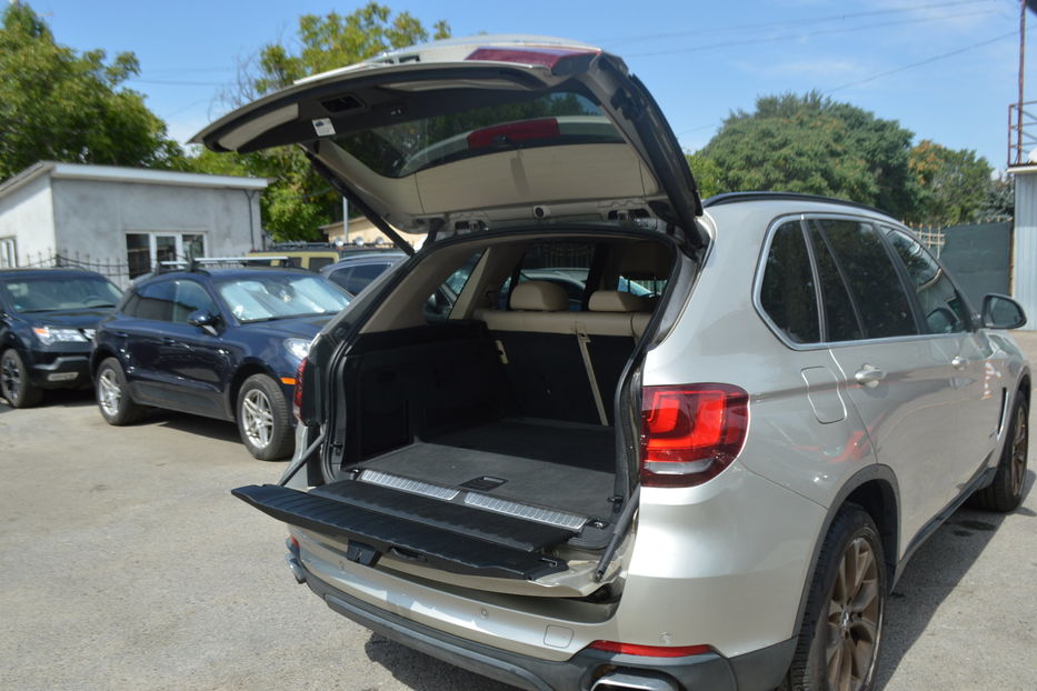 Продам BMW X5 4.0е Plug-in 2016 года в Одессе