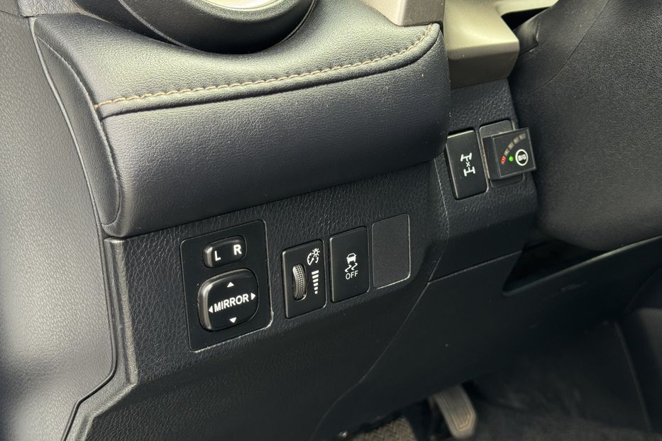 Продам Toyota Rav 4 COMIS  2013 года в г. Умань, Черкасская область