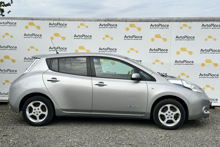 Продам Nissan Leaf 30 квт 2017 года в Луцке