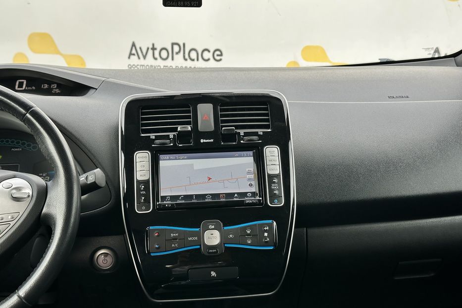 Продам Nissan Leaf 30 квт 2017 года в Луцке