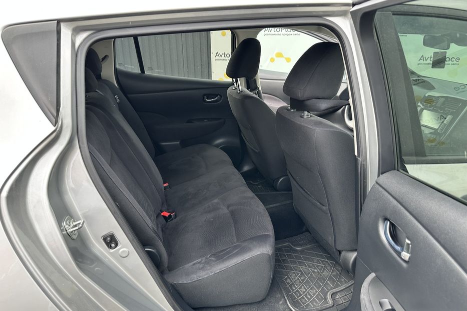 Продам Nissan Leaf 30 квт 2017 года в Луцке