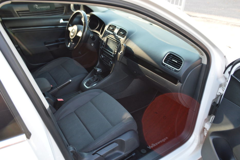 Продам Volkswagen Golf  VI Універсал TDI 2010 года в Одессе