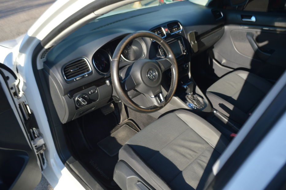 Продам Volkswagen Golf  VI Універсал TDI 2010 года в Одессе