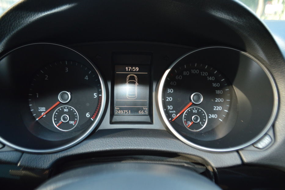 Продам Volkswagen Golf  VI Універсал TDI 2010 года в Одессе