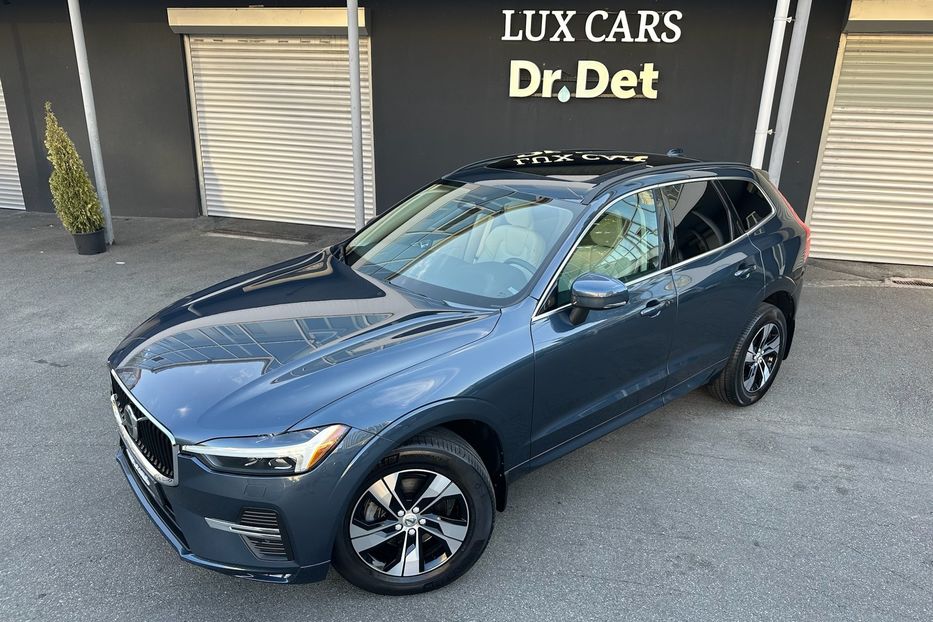 Продам Volvo XC60 B5 AWD 2022 года в Киеве