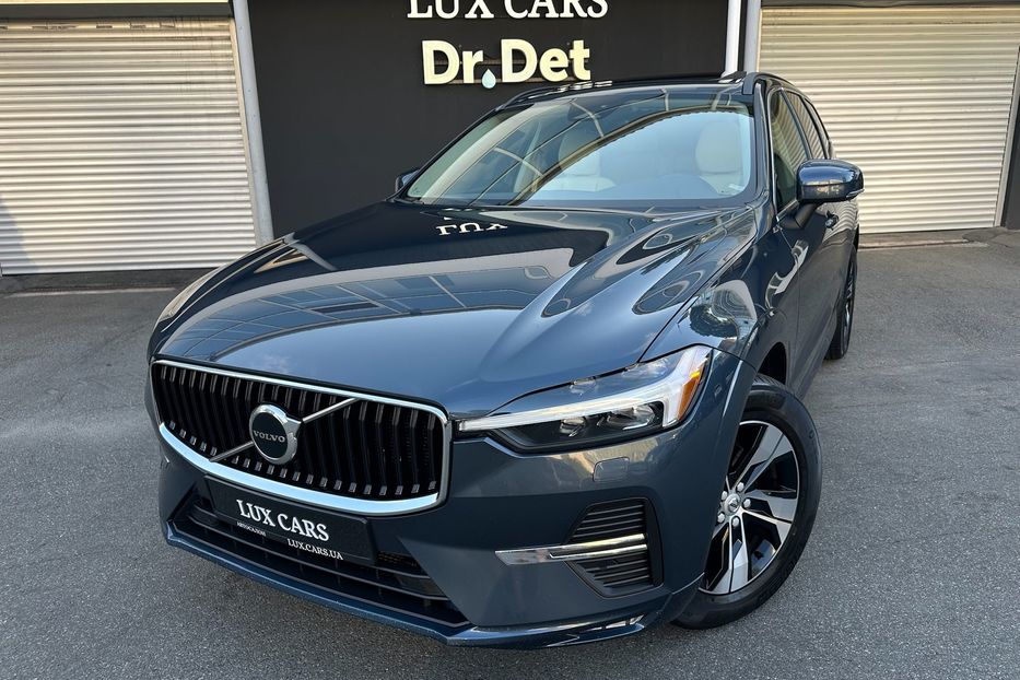Продам Volvo XC60 B5 AWD 2022 года в Киеве