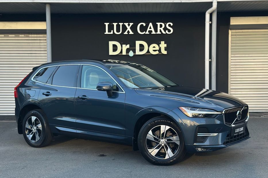 Продам Volvo XC60 B5 AWD 2022 года в Киеве