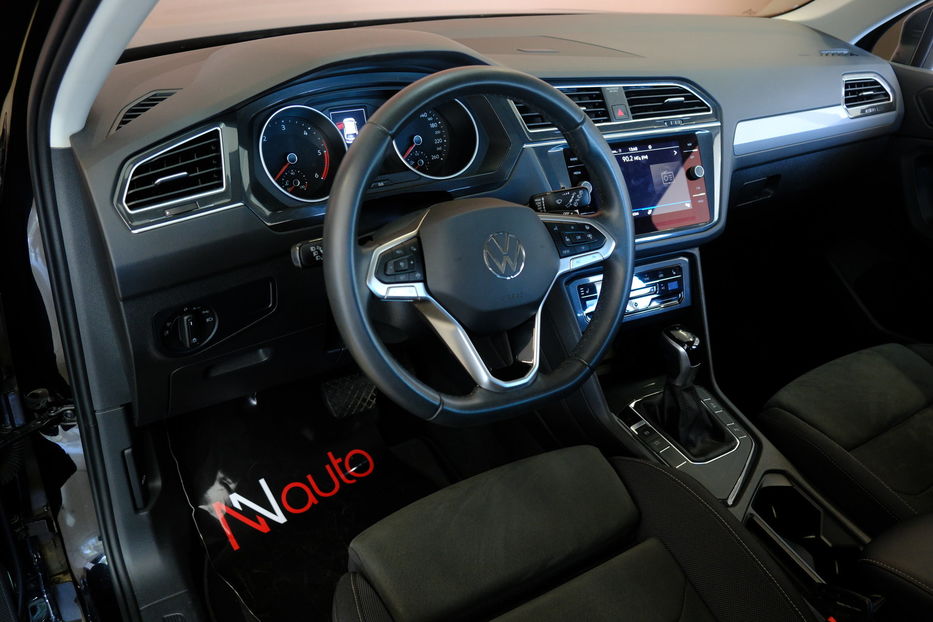 Продам Volkswagen Tiguan 2021 года в Одессе