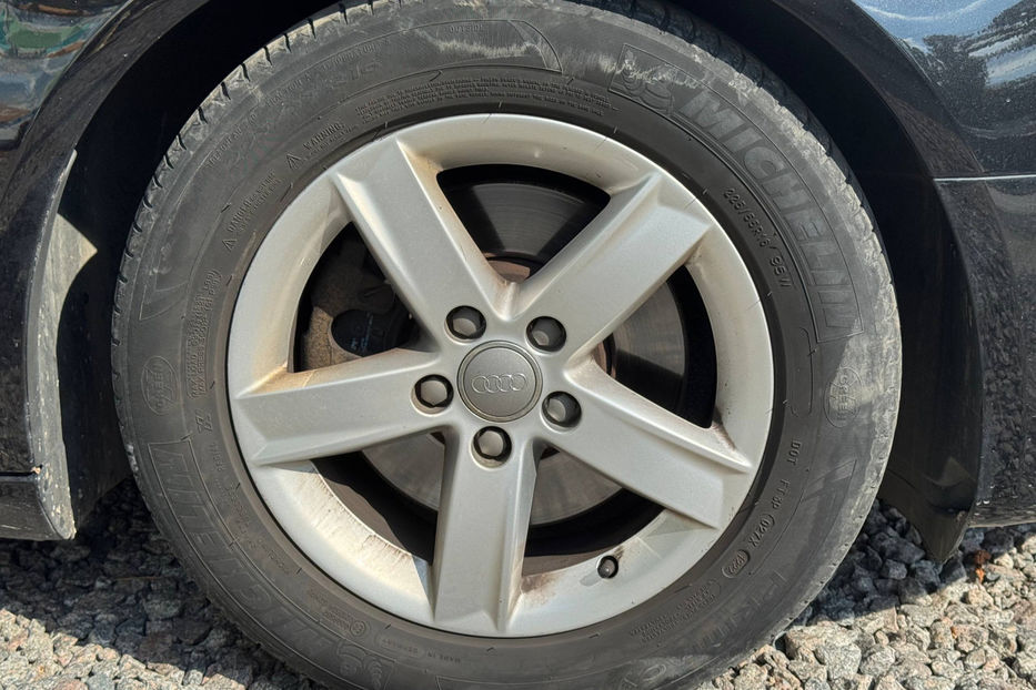 Продам Audi A4 2.0 TDI MT (177 к.с.)   2014 года в Киеве