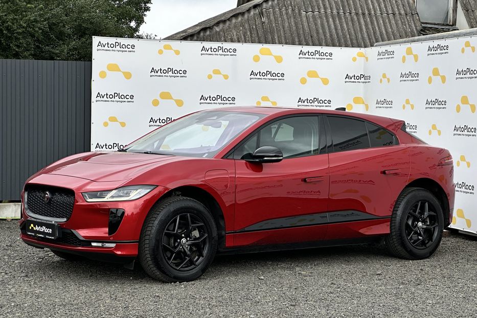 Продам Jaguar F-Pace 90 квт 2023 года в Луцке