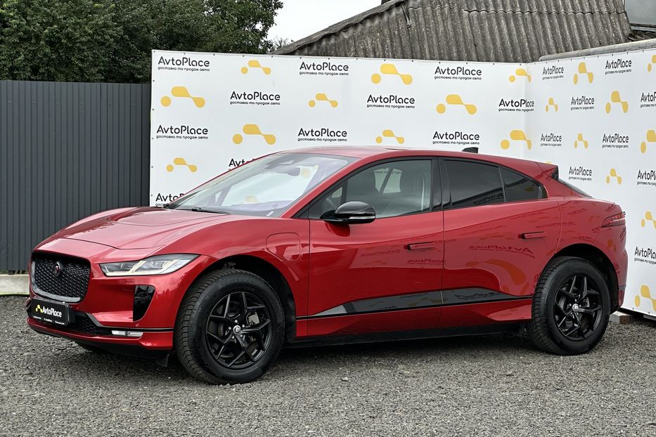 Продам Jaguar F-Pace 90 квт 2023 года в Луцке