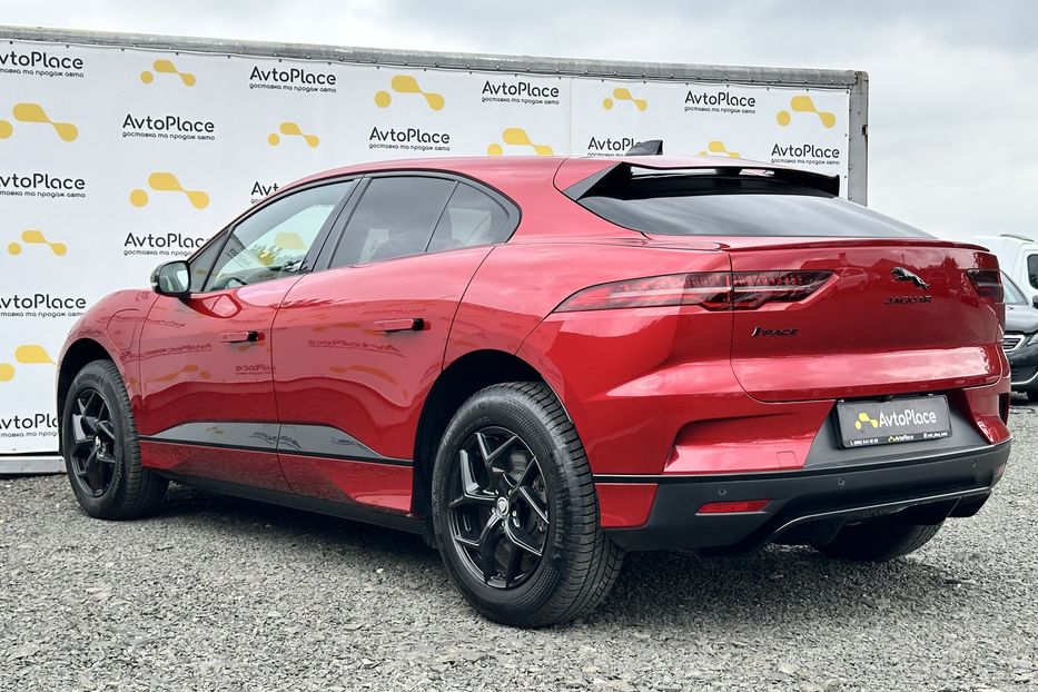 Продам Jaguar F-Pace 90 квт 2023 года в Луцке