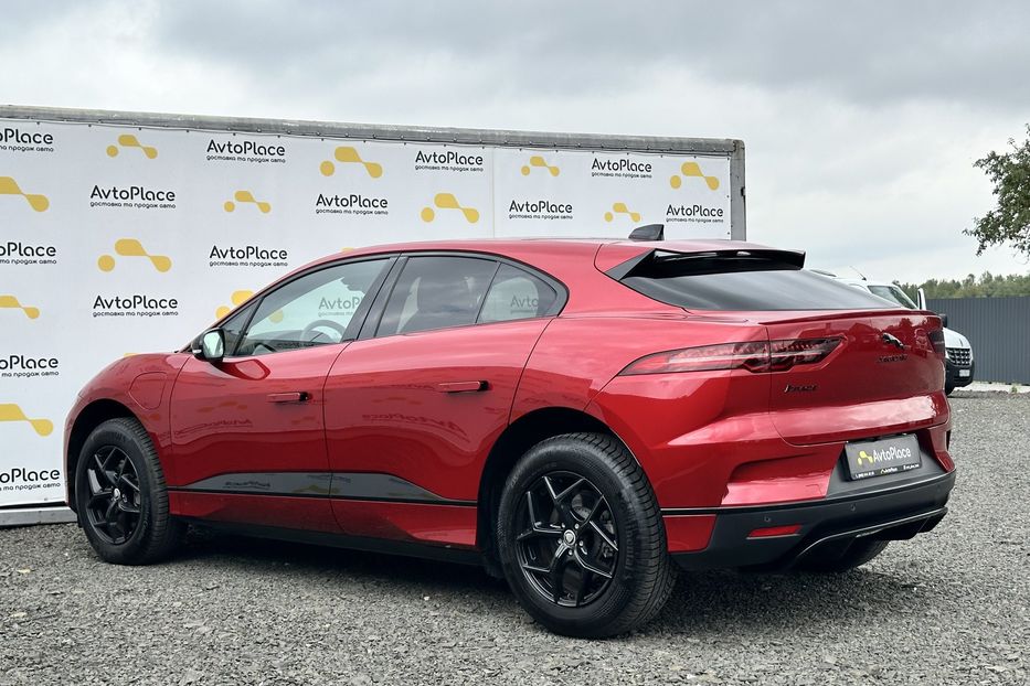 Продам Jaguar F-Pace 90 квт 2023 года в Луцке