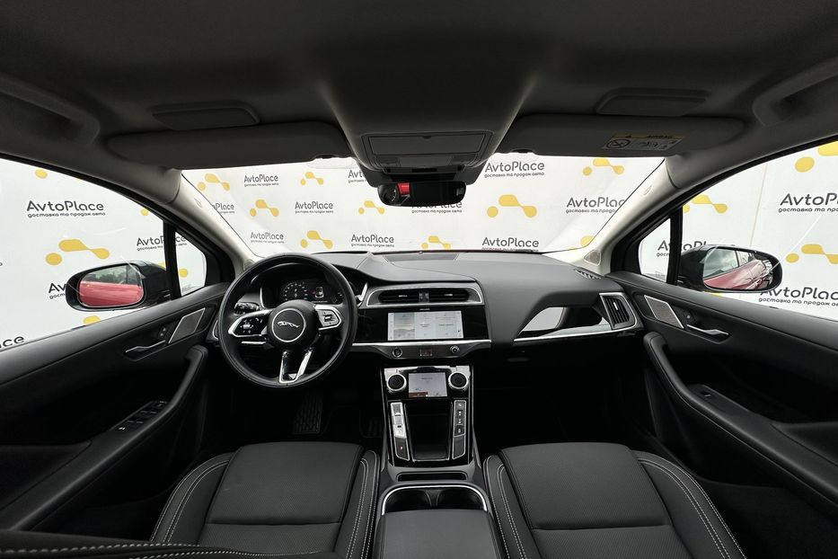 Продам Jaguar F-Pace 90 квт 2023 года в Луцке