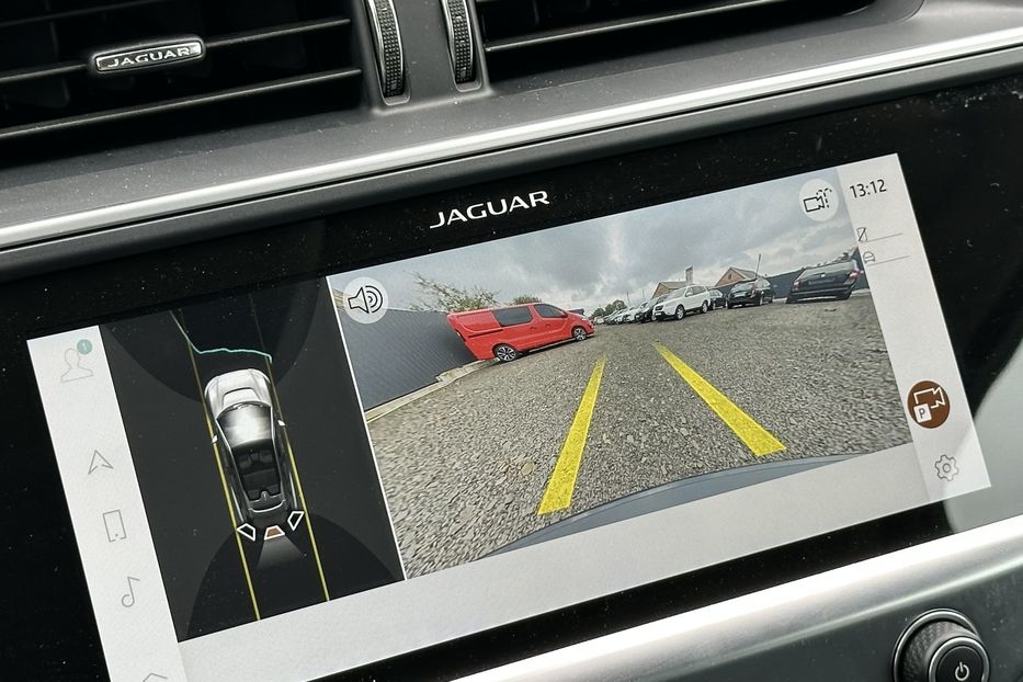Продам Jaguar F-Pace 90 квт 2023 года в Луцке