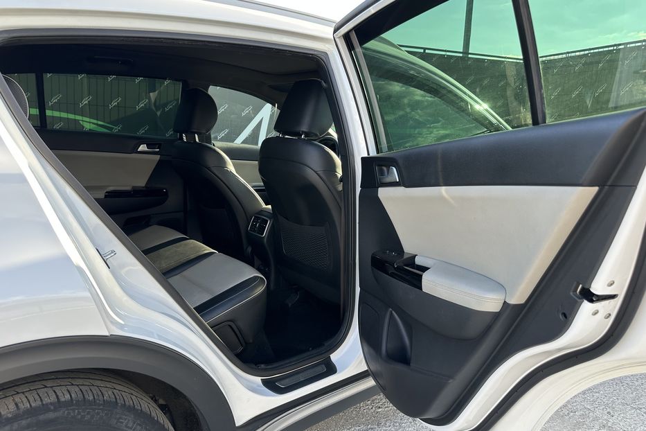 Продам Kia Sportage GT Line  2017 года в Киеве