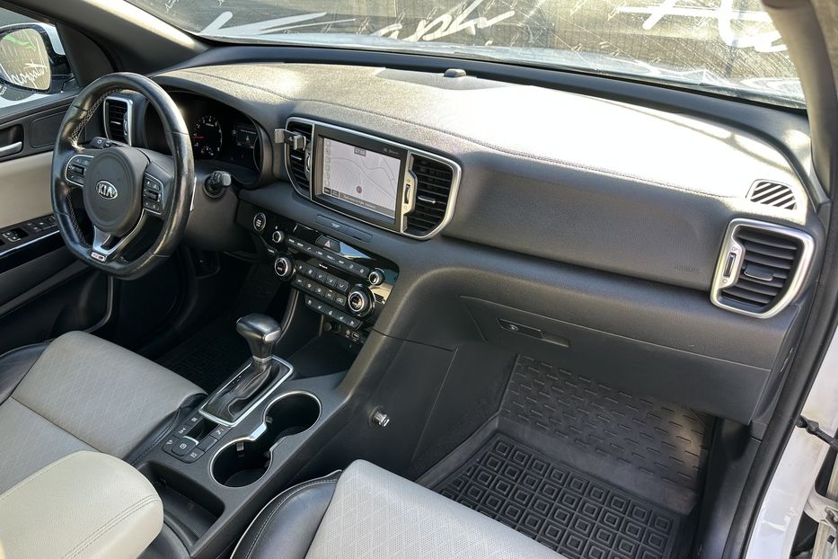Продам Kia Sportage GT Line  2017 года в Киеве