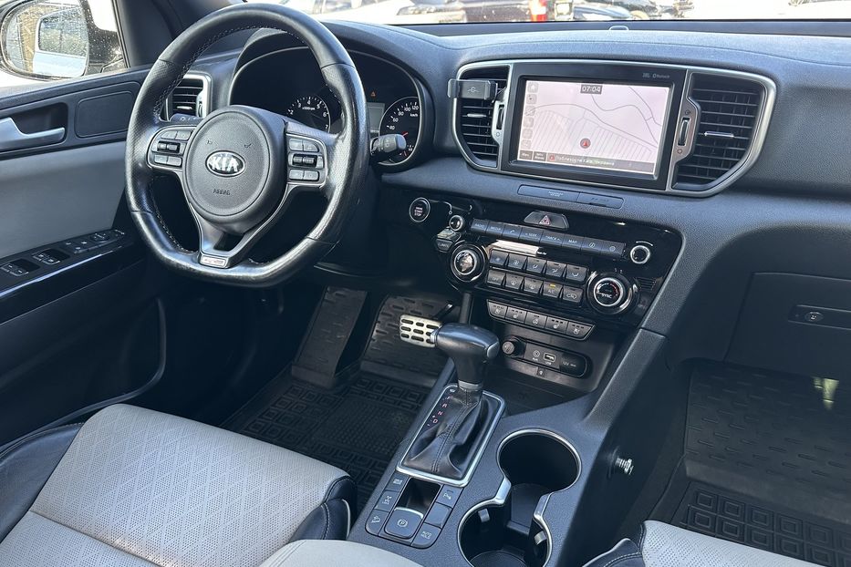 Продам Kia Sportage GT Line  2017 года в Киеве
