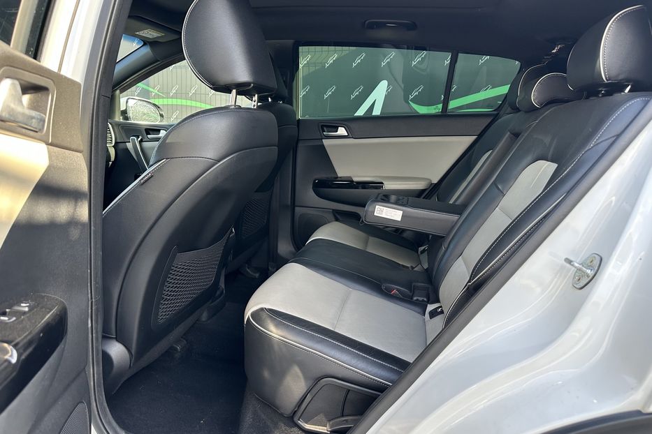 Продам Kia Sportage GT Line  2017 года в Киеве