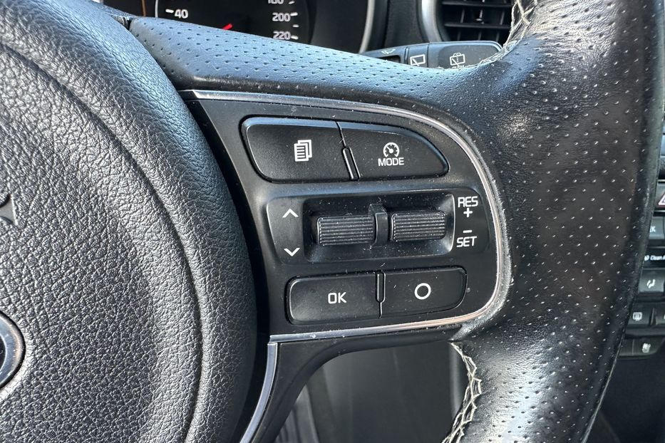 Продам Kia Sportage GT Line  2017 года в Киеве